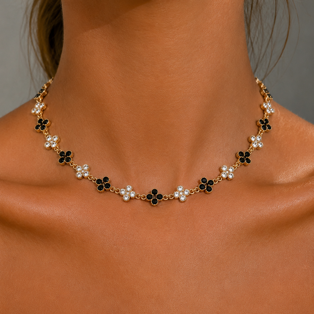 Chloé Noir Necklace